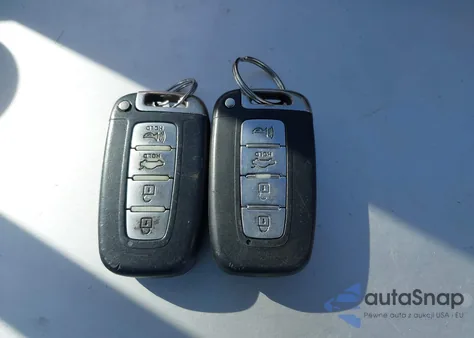 2013 Hyundai Sonata Hybrid из США, поврежденный, VIN KMHEC4A41DA076294